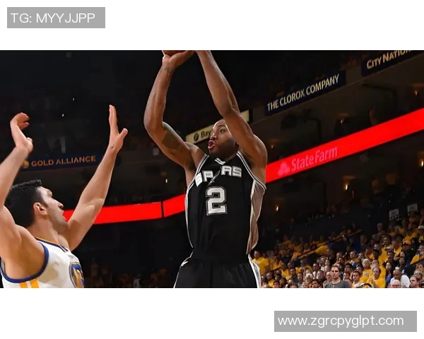 勇士与马刺2016至2017赛季对决回顾及精彩瞬间分析