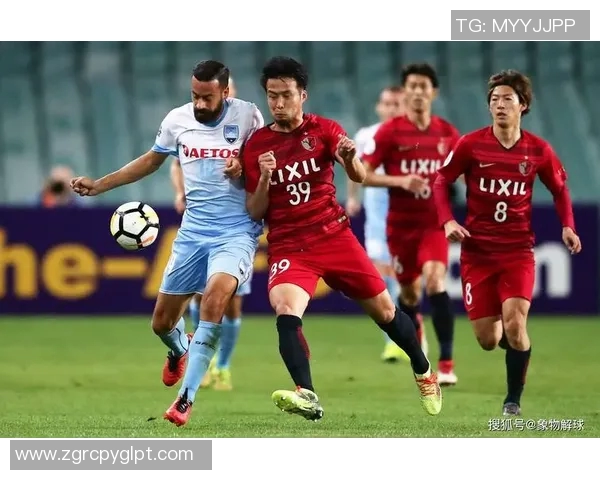 名古屋鲸与鹿角的激烈对决展现足球魅力与团队精神 名古屋鲸与鹿角的激烈对决展现足球魅力与团队精神